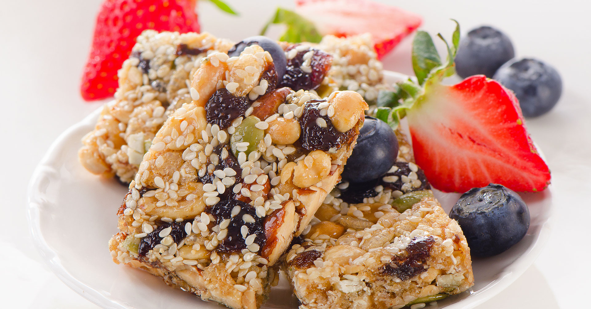 Cocina unas tostadas de granola para desayunar