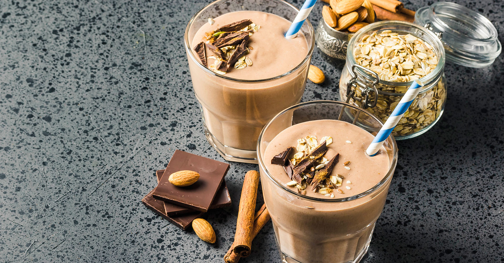 Batido con avena chocolate y dátiles