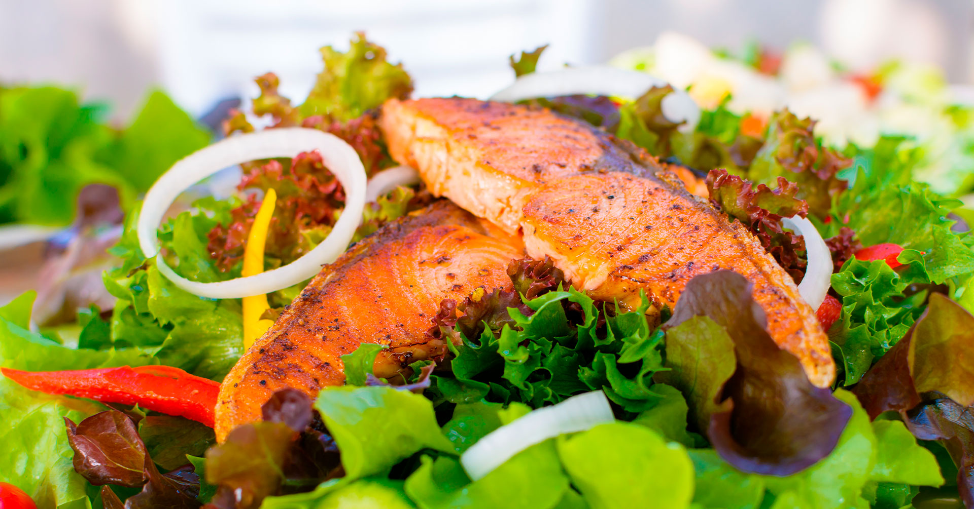 Cocina una nutritiva ensalada de Tilapia con avena