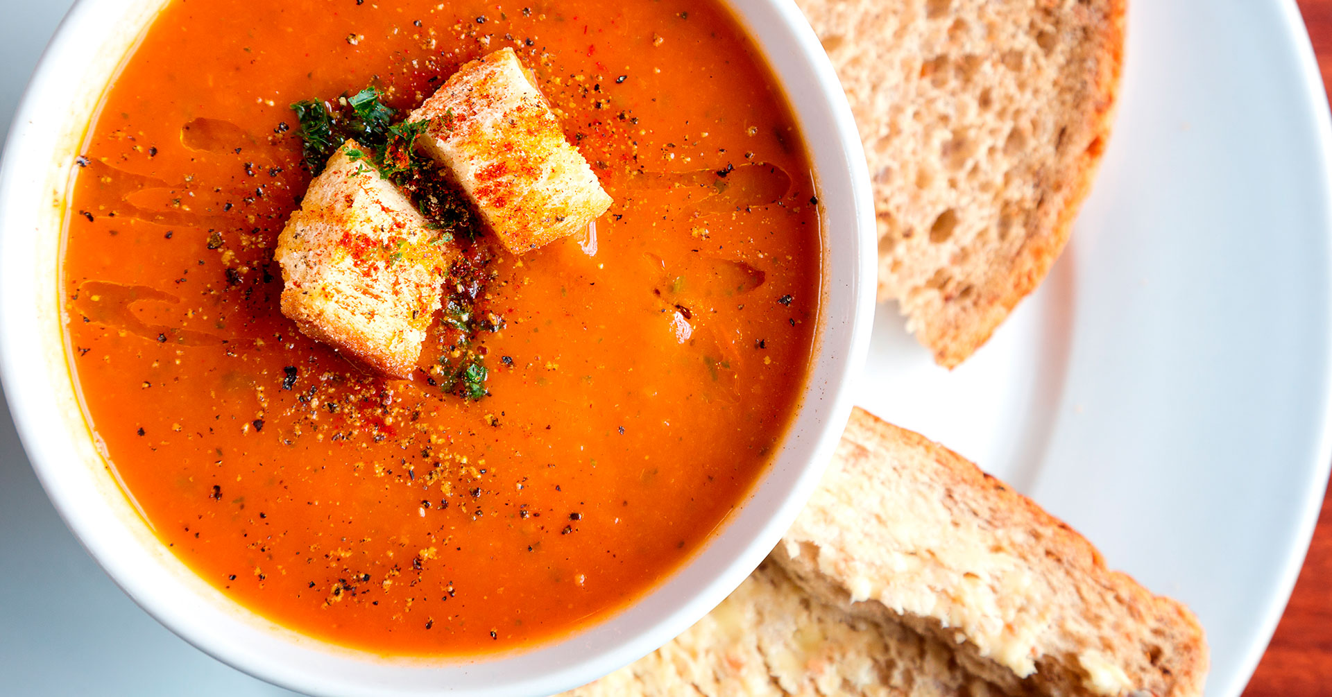 Caldo de avena con jitomate