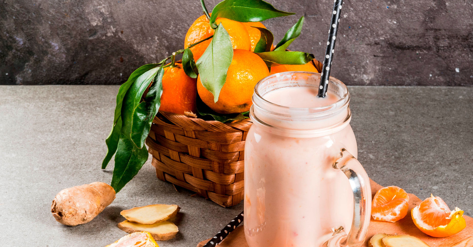 Smoothie de piña, mandarina y jengibre