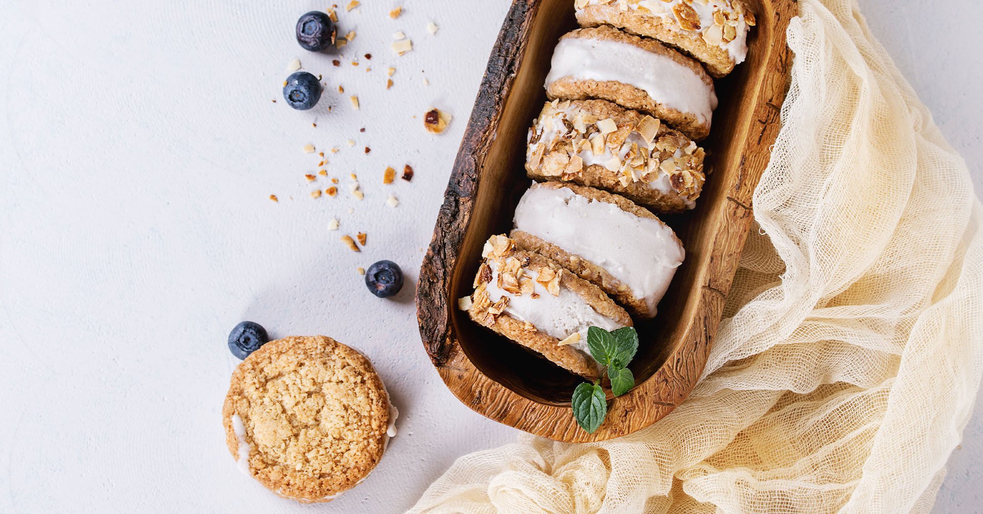 Sándwich de helado de plátano