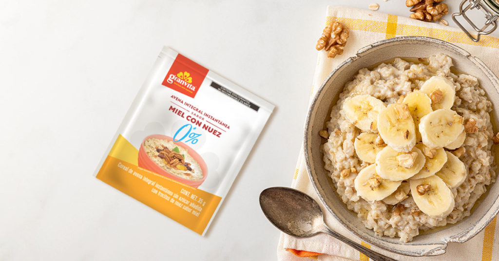 Imagen sobre de avena instantánea 0 % azúcar añadida con miel y nuez 